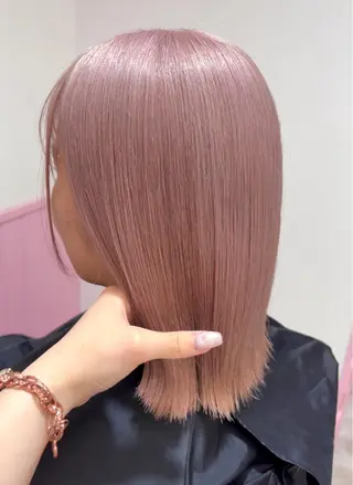 セミロング ナナ♡レイヤーカット ♡似合わせカラーのヘアスタイル