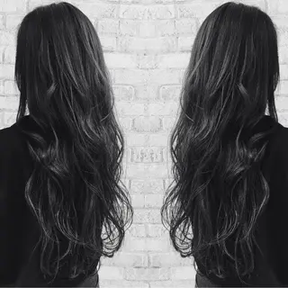 ロング カラー EARTH 越谷店のヘアスタイル