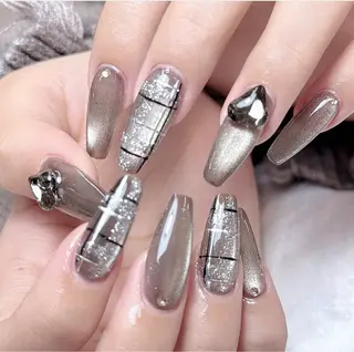 ネイル Tini ANA.CHUOのネイルデザイン