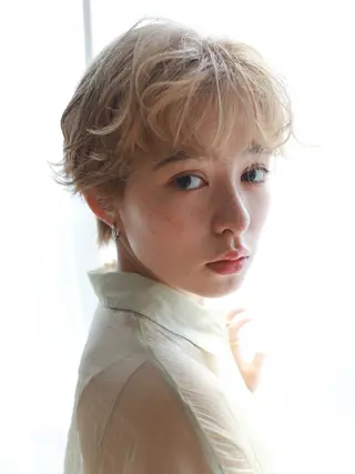 ショート カラー ブリーチカラー🌈 石垣翔太のヘアスタイル