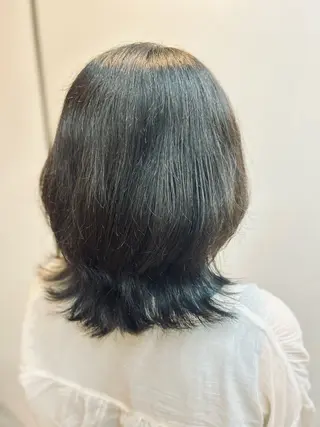 ミディアム ピュアポイント所属・平野 すみかのヘアスタイル