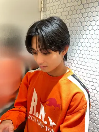 ショート メンズ ⭐ハイトーンブリーチ ミルクティーピンクのヘアスタイル