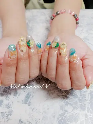 ネイル and Nのネイルデザイン