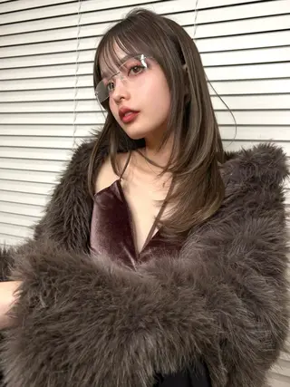 ロング くどうももか 浦和　ショート　ボブのヘアスタイル