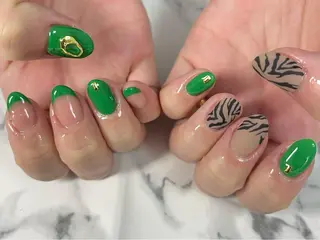 ネイル celica所属・松田 由真のネイルデザイン