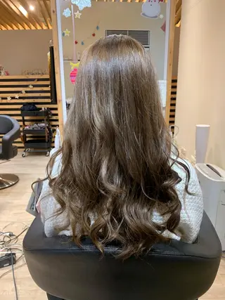 ロング カラー 関口 友行のヘアスタイル