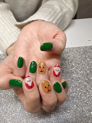 ネイル Guarendo錦糸町店所属・ガレンドウ 白澤 愛子のネイルデザイン