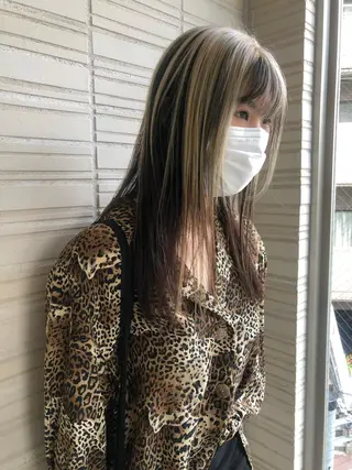 セミロング カラー 古屋 花織のヘアスタイル