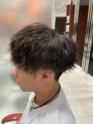 パーマ メンズ 金井 郁弥のヘアスタイル