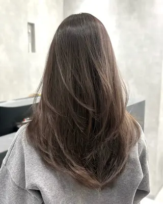 セミロング 京都レイヤーカット うえひのヘアスタイル