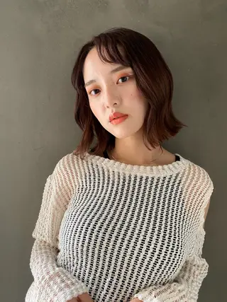 ミディアム 吉田 夢のヘアスタイル