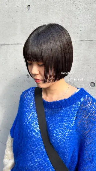 ショート v-lab studio所属・韓国レイヤーカット/ 艶カラー/ noaのヘアスタイル