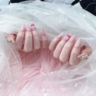 ネイル パーツ全部¥110 サロンミミのネイルデザイン