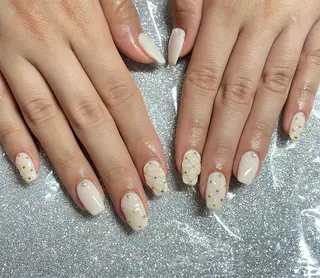 ネイル VIERU 🌈🎀💖のネイルデザイン