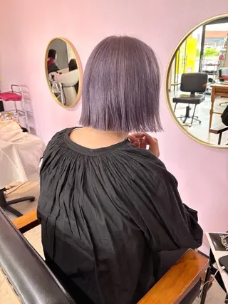 ショート カラー 藤井 貴美子のヘアスタイル