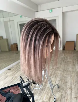 ミディアム カラー ROBIN所属・指名数No.1 /NAOYAのヘアスタイル