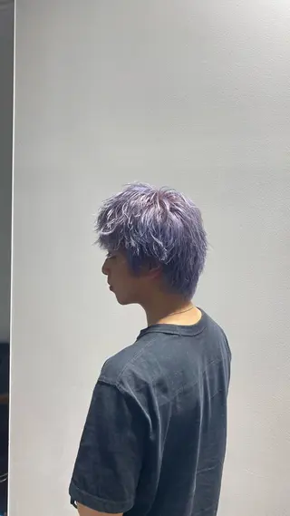 ショート カラー 派手髪ハイトーン💛 ネイル💅まりなのヘアスタイル