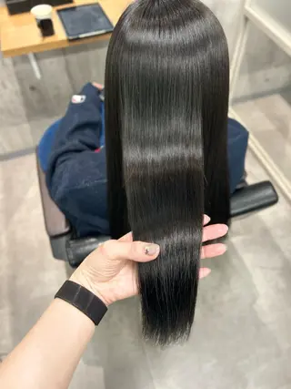 ロング 佐原なつみ ／newi赤羽のヘアスタイル