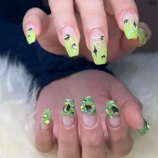 ロング 💜MIYA nail川崎店のネイルデザイン