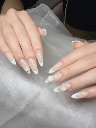 ネイル Lee Nailsのネイルデザイン