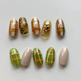 ショート nail  salon Kojima所属・古島 里彩のネイルデザイン