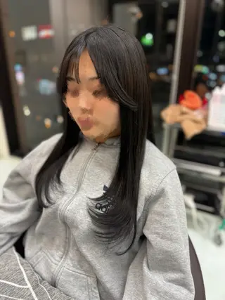 ロング カラー ヘアーメイクWILL 西宮店所属・WILL西宮 藤原 佳奈/髪質改善/艶髪のヘアスタイル