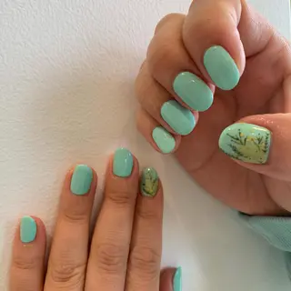 ネイル 佐藤 穂乃香のネイルデザイン