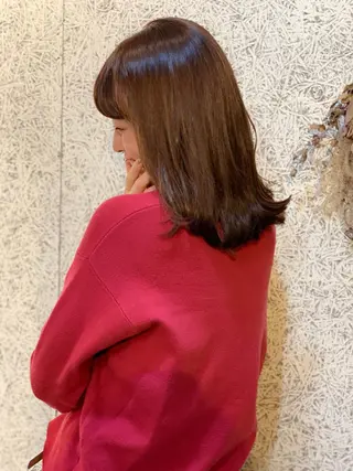 セミロング カラー 藤田 衣子のヘアスタイル