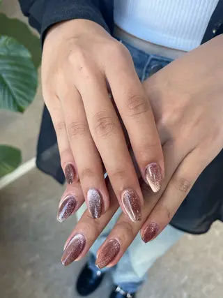 ネイル NAKAKARIYA .Rのネイルデザイン