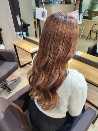 ロング カラー WAVE所属・エクステ/ハイトーン 伊藤のヘアスタイル