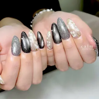 ネイル calm 〔ｶｰﾑ〕のネイルデザイン