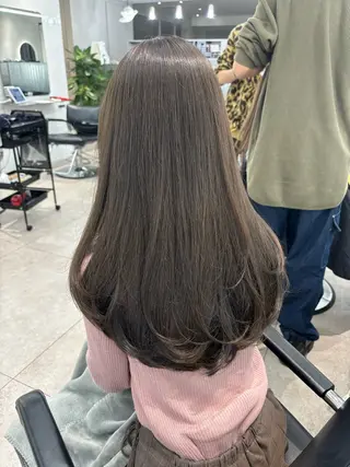 セミロング emi 韓国ワンホンヘアのヘアスタイル