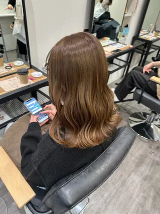 ミディアム カラー 艶髪レイヤー上田 紗也🇰🇷💗のヘアスタイル