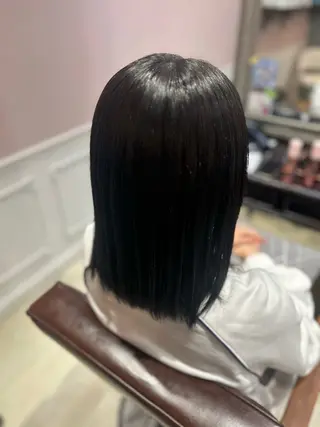 セミロング 暖色カラー｜艶髪｜ 🥨AIKA🥨のヘアスタイル