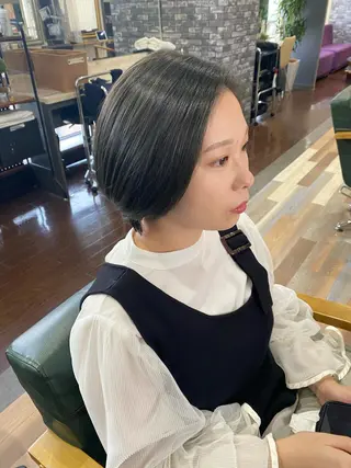 ショート カラー パーマ 髪質進化系へ 💇‍♀️Yasuのヘアスタイル