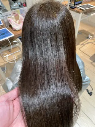 ミディアム カラー afloatkobe所属・美髪/髪質改善 川口凌弥のヘアスタイル