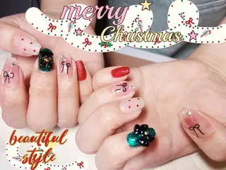 ネイル 鄭 津のネイルデザイン