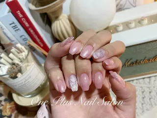 ネイル One Plus Nail Salonのネイルデザイン