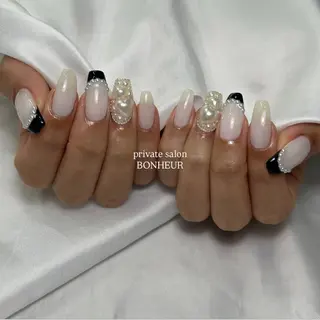 ネイル BONHEUR Annaのネイルデザイン