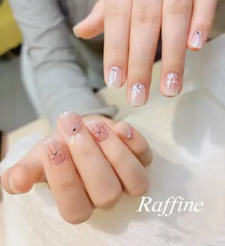 ネイル RAFFINE 月🦋🩵のネイルデザイン