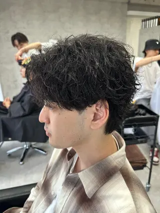 パーマ メンズ ユウ🪄 パーマ指名No1のヘアスタイル