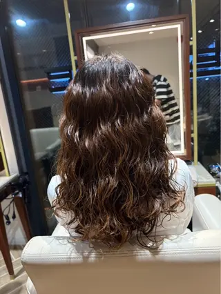 パーマ backstage青山店所属・山本 瑠虎のヘアスタイル