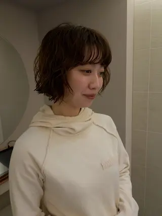 ショート パーマ yiye   神宮前所属・manami /暖色 /カットモデル募集のヘアスタイル