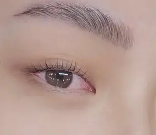 マツエク・マツパ アイブロウ オーロラ所属・AURORA RINAのマツエク・マツパデザイン