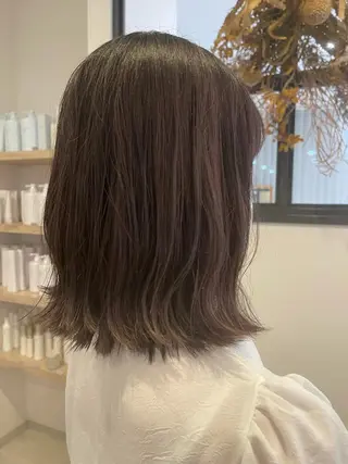 ミディアム 由比藤理子 ブリーチカラー🌈のヘアスタイル