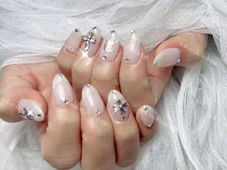 ネイル Momo 🤍のネイルデザイン