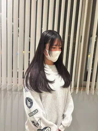 ロング kelly.un MIUのヘアスタイル