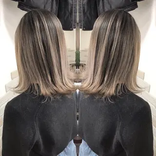 カラー 林 バンフムのヘアスタイル