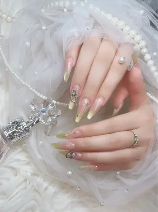 ネイル R salonのネイルデザイン