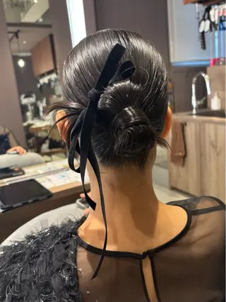 ミディアム ヘアアレンジ Iris by artina 武蔵小杉店【イリス バイ アルティナ】所属・🎼レイヤー/顔周り カット/nene♬のヘアスタイル